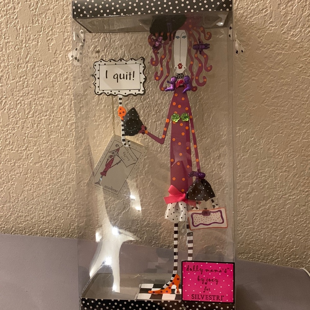 Dolly Mama’s by Joey “I quit” figurine
